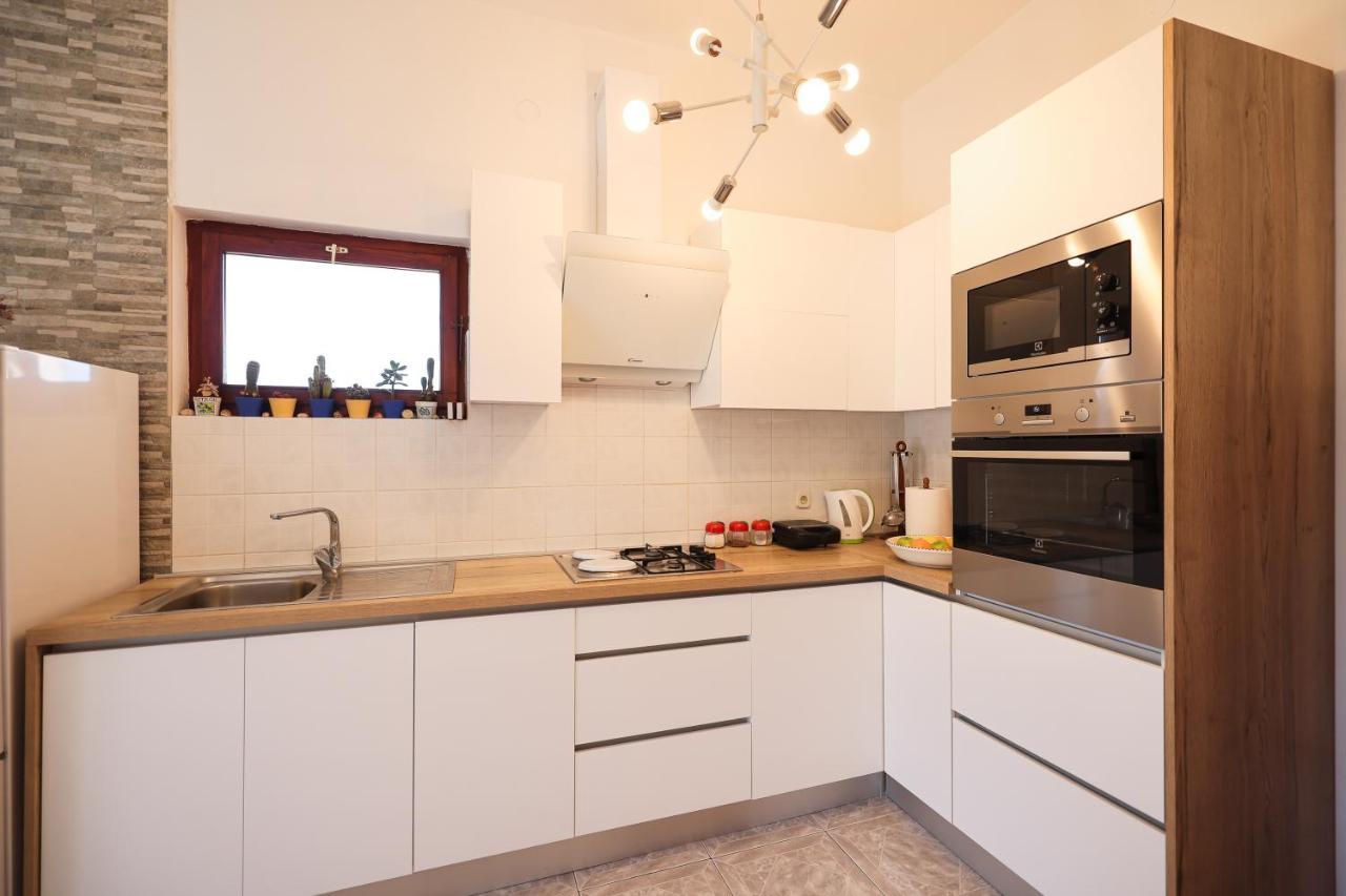 Apartments Marta Verunic Luaran gambar