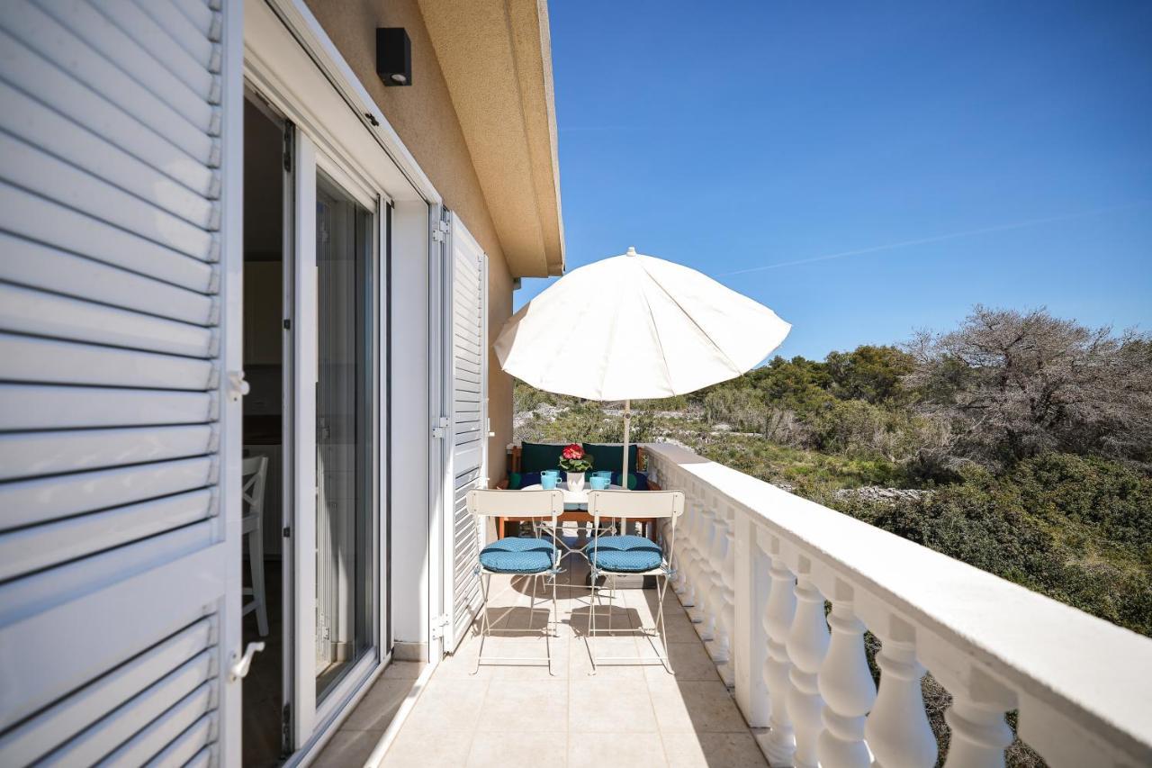 Apartments Marta Verunic Luaran gambar