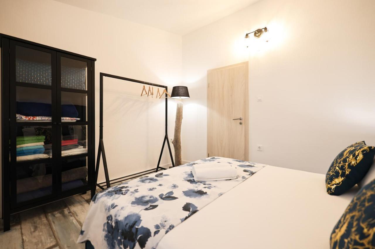 Apartments Marta Verunic Luaran gambar
